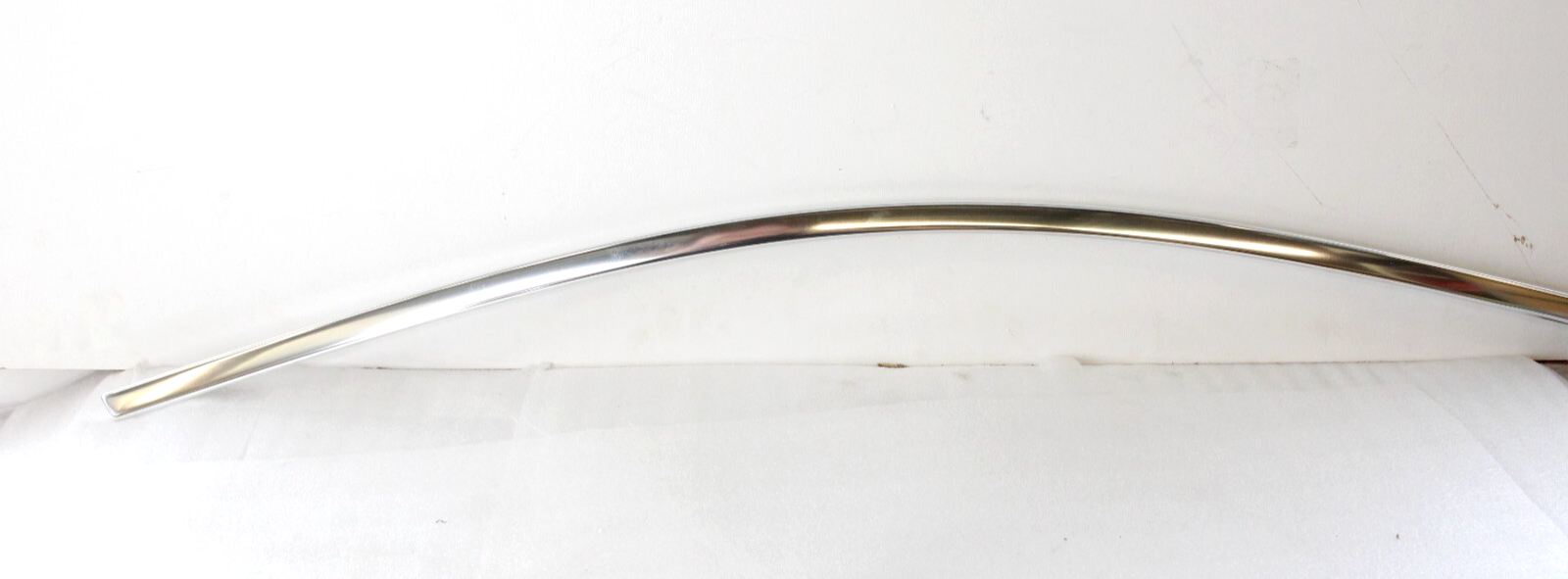 Jaguar F-Pace X761 2017-2023 OEM NEW Door Reveal Molding Front Right Chrome - Image 3