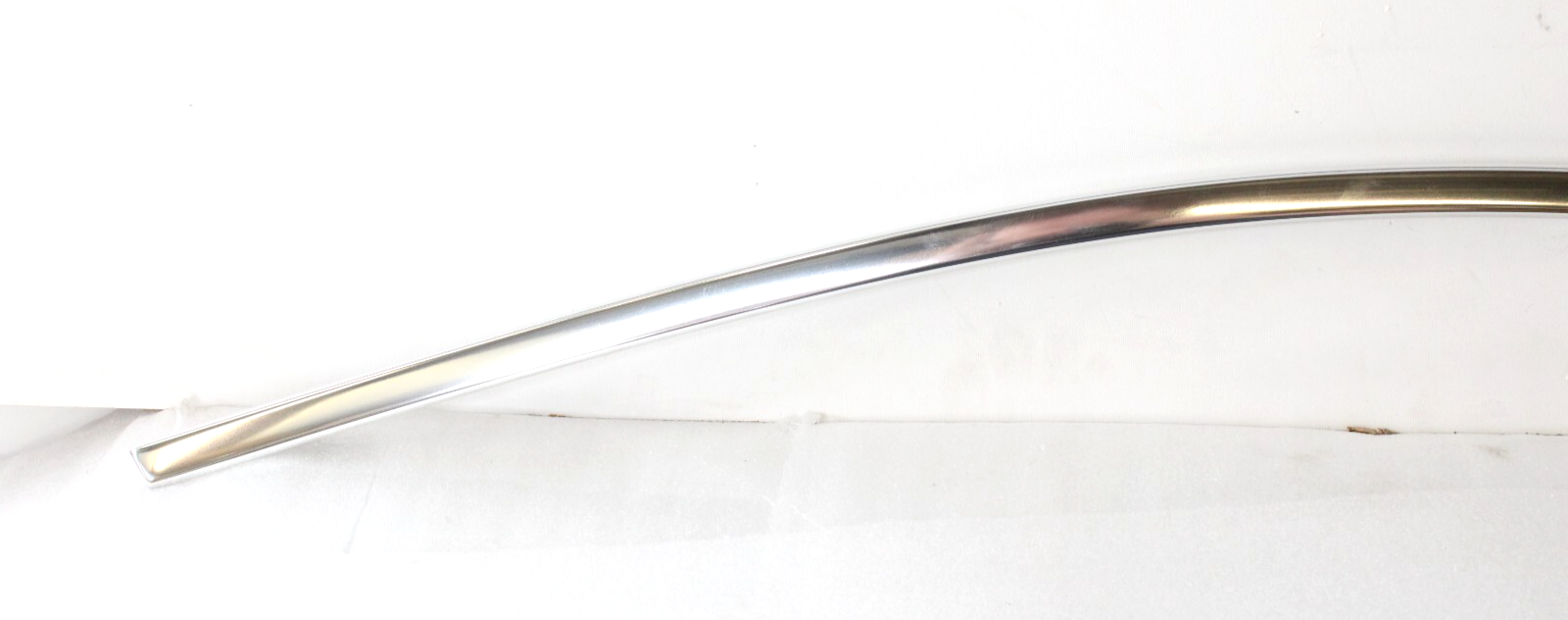 Jaguar F-Pace X761 2017-2023 OEM NEW Door Reveal Molding Front Right Chrome - Image 4