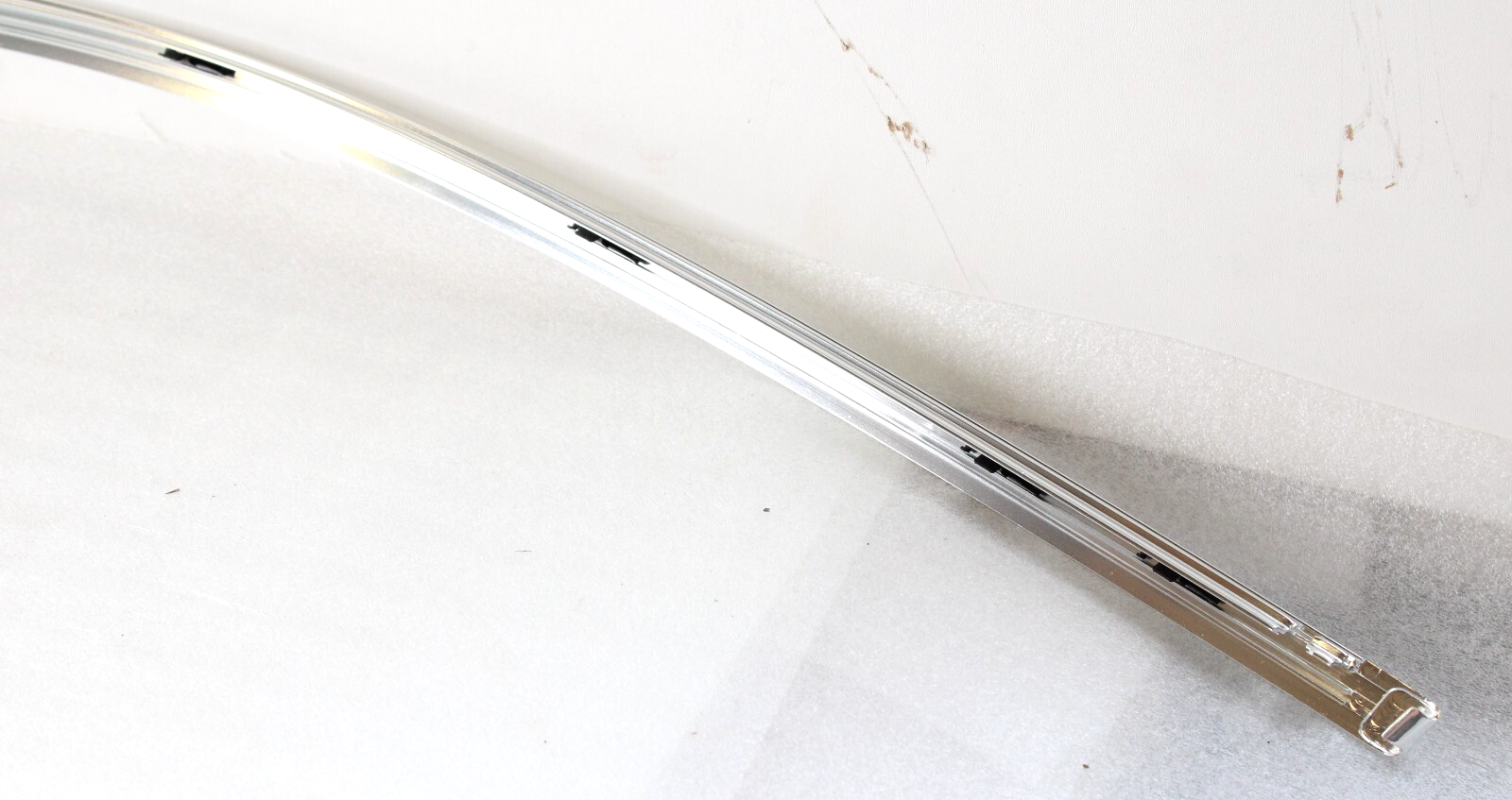 Jaguar F-Pace X761 2017-2023 OEM NEW Door Reveal Molding Front Right Chrome - Image 8