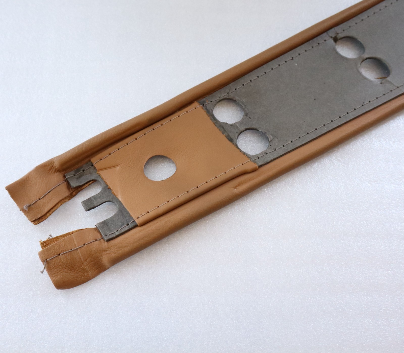 Bentley Rolls-Royce 1980-2000 OEM BC Post Pillar Molding Right (Passenger Side) - Image 2