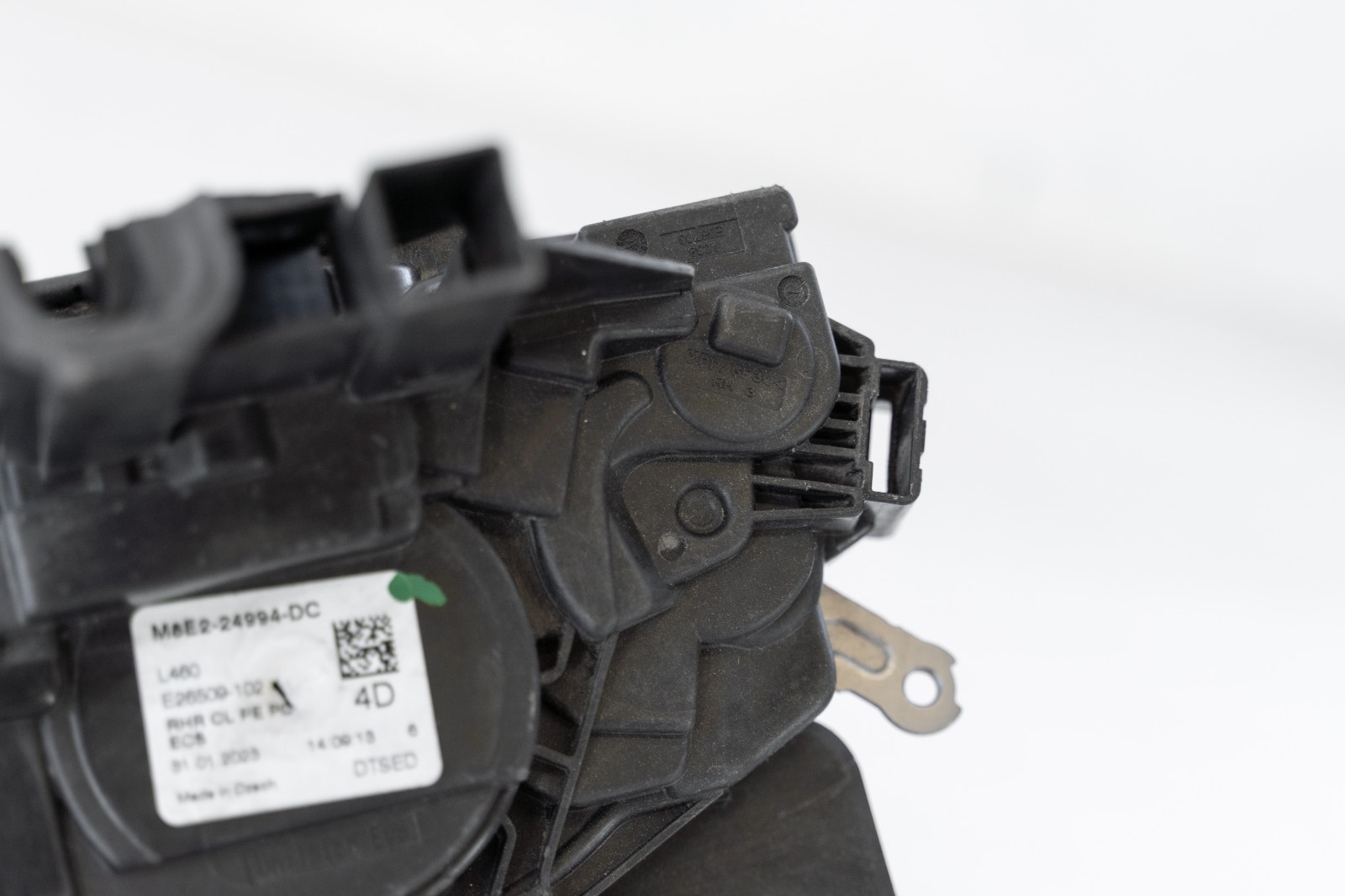 Land Rover Range Rover Door lock Latch Actuator REAR RIGHT OEM 2023-2026 Genuine - Image 5