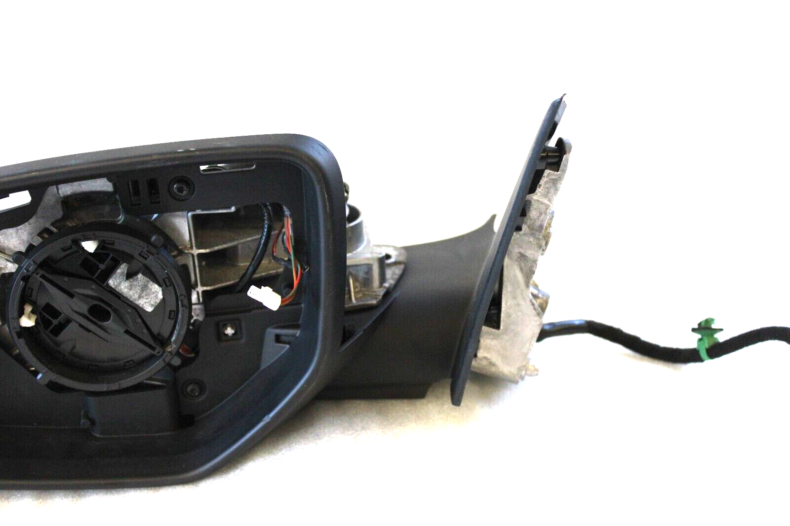 Volkswagen Atlas 2018-2023 OEM Side View Mirror Front Left w/Heated w/o Memory – Image 3