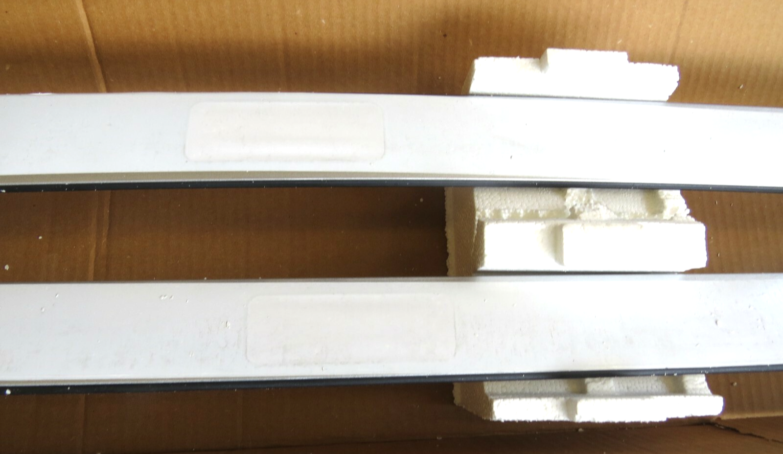 Land Rover Range Rover Sport L494 2016-2022 OEM NEW Roof Rail Ditch Finisher Set - Image 5