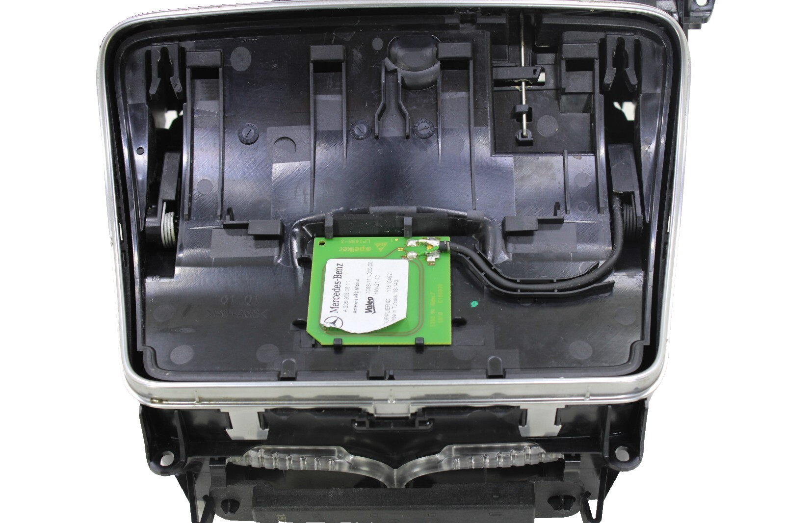 Mercedes C300 C63 2019-2021 OEM Center Console Storage Bluetooth Charge - Image 5