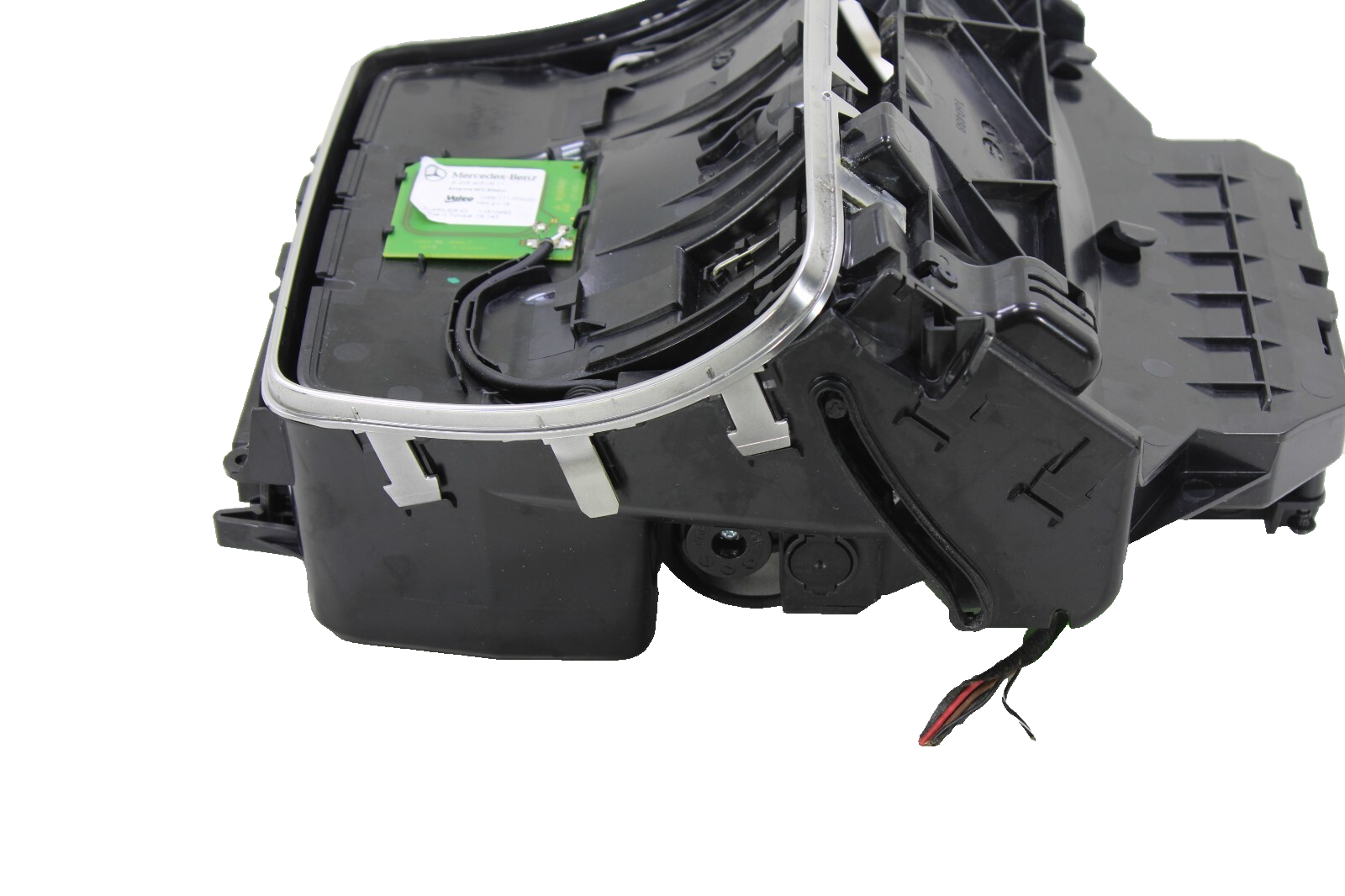 Mercedes C300 C63 2019-2021 OEM Center Console Storage Bluetooth Charge - Image 8