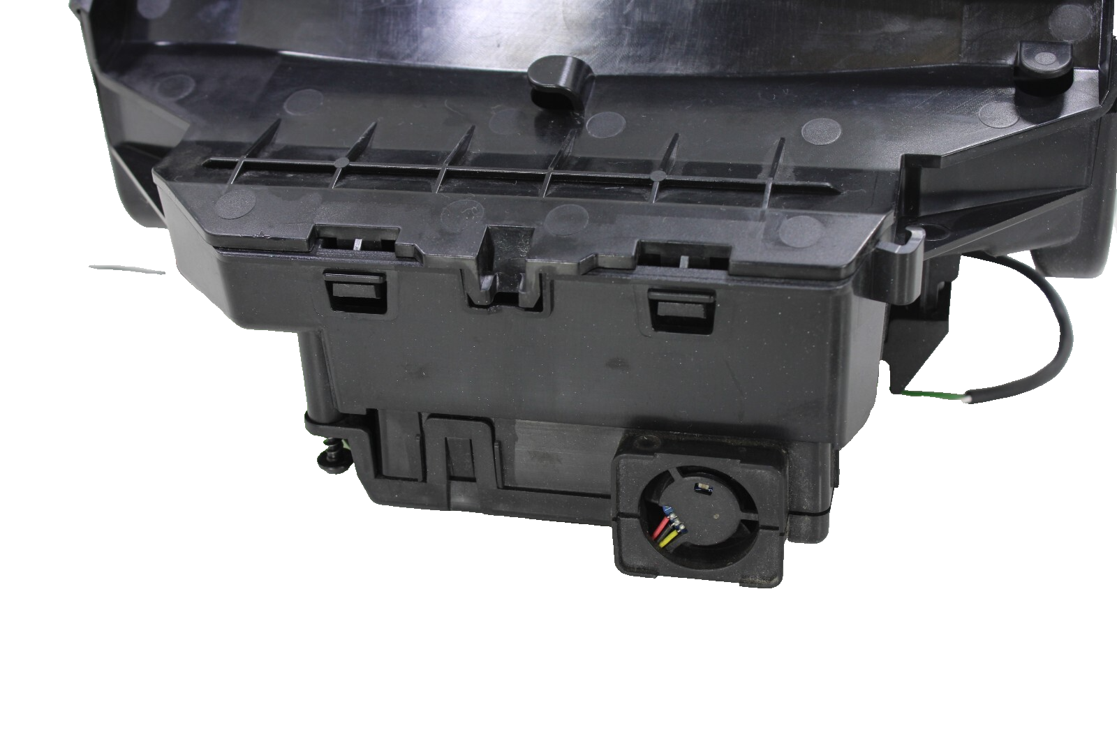 Mercedes C300 C63 2019-2021 OEM Center Console Storage Bluetooth Charge - Image 16