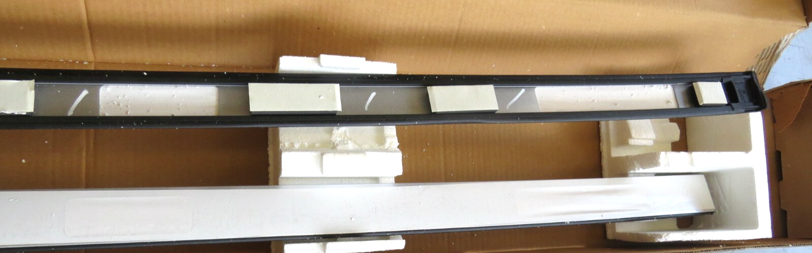 Land Rover Range Rover Sport L494 2016-2022 OEM NEW Roof Rail Ditch Finisher Set - Image 7