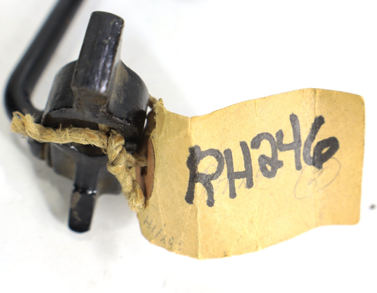 Bentley Rolls Royce 1946-1958 OEM NEW Bracket - Equaliser Bar to Axel Tube – Image 8