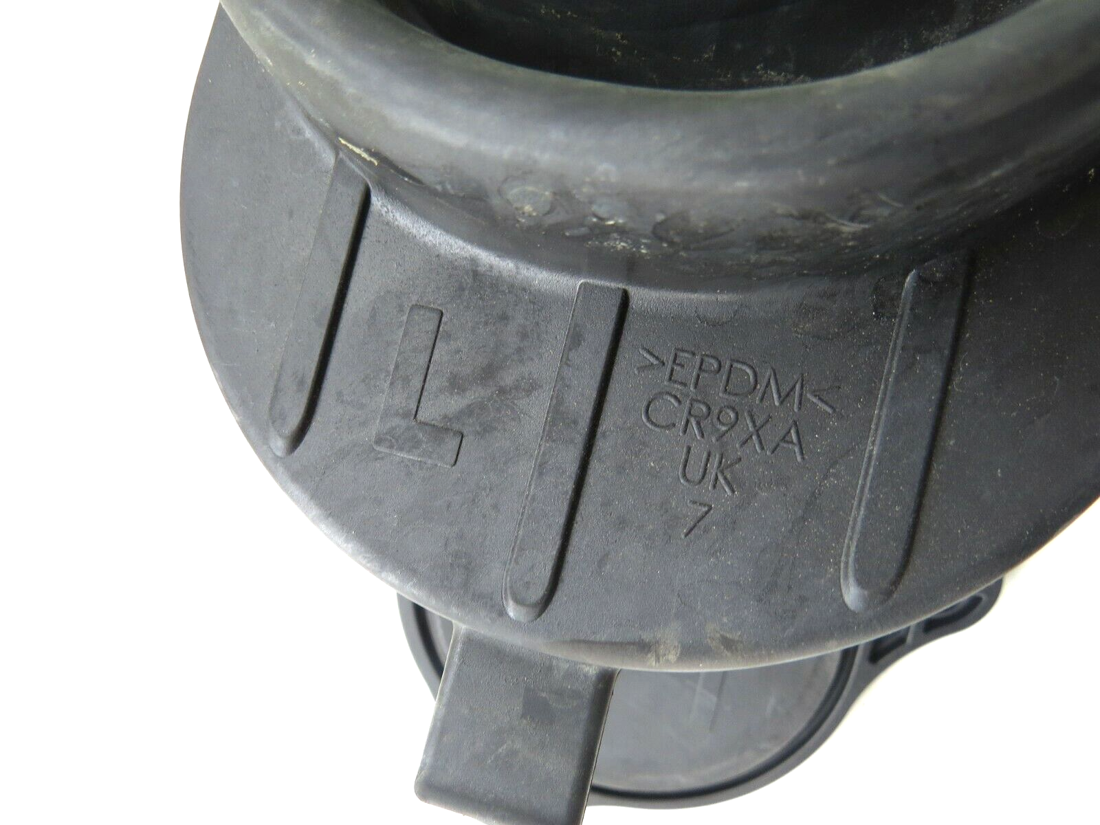 LR Discovery Range Rover Sport 2013-2023 OEM Steering Shaft Hole Boot Cover – Image 6