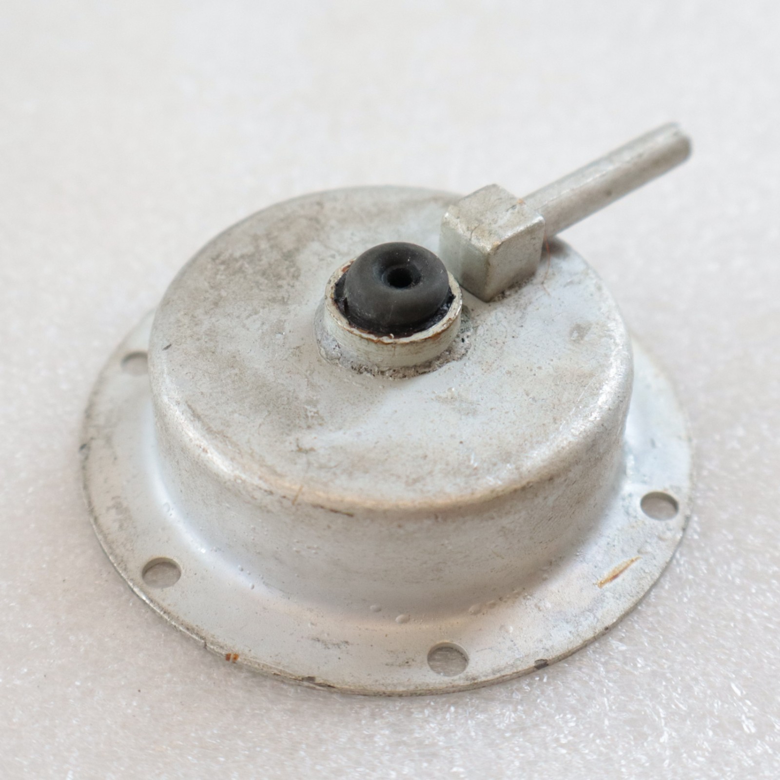 Bentley Rolls Royce 1969-1973 OEM NEW Vacuum Valve Diaphragm Housing – Image 4