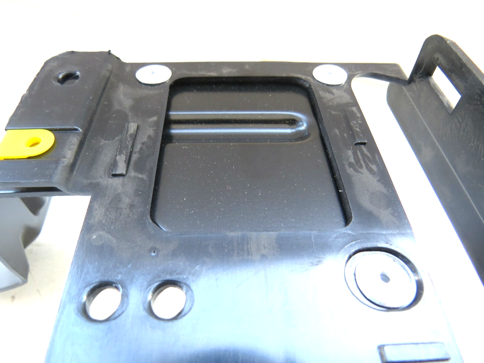 Land Rover Range Rover Evoque 2012-2013 OEM NEW Bumper Mount Bracket Rear Right - Image 8