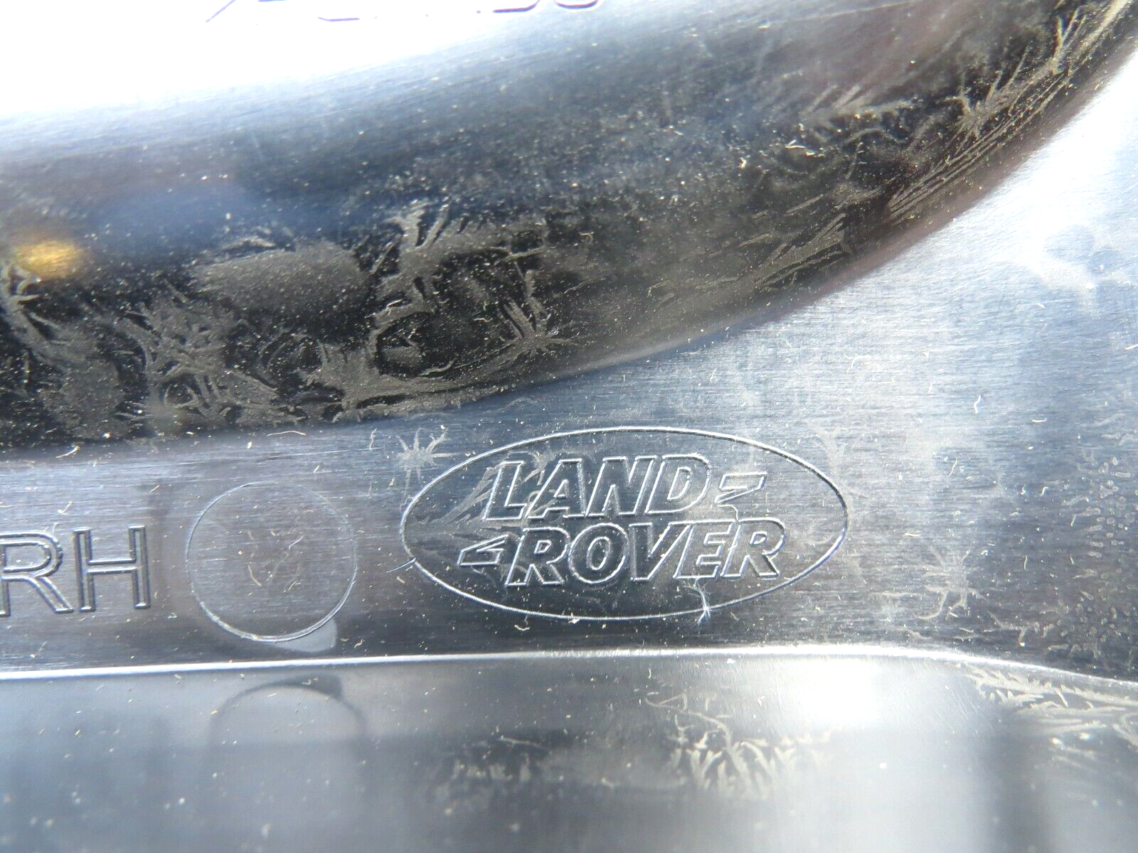 Land Rover Range Rover Evoque 2012-2013 OEM NEW Bumper Mount Bracket Rear Right - Image 10