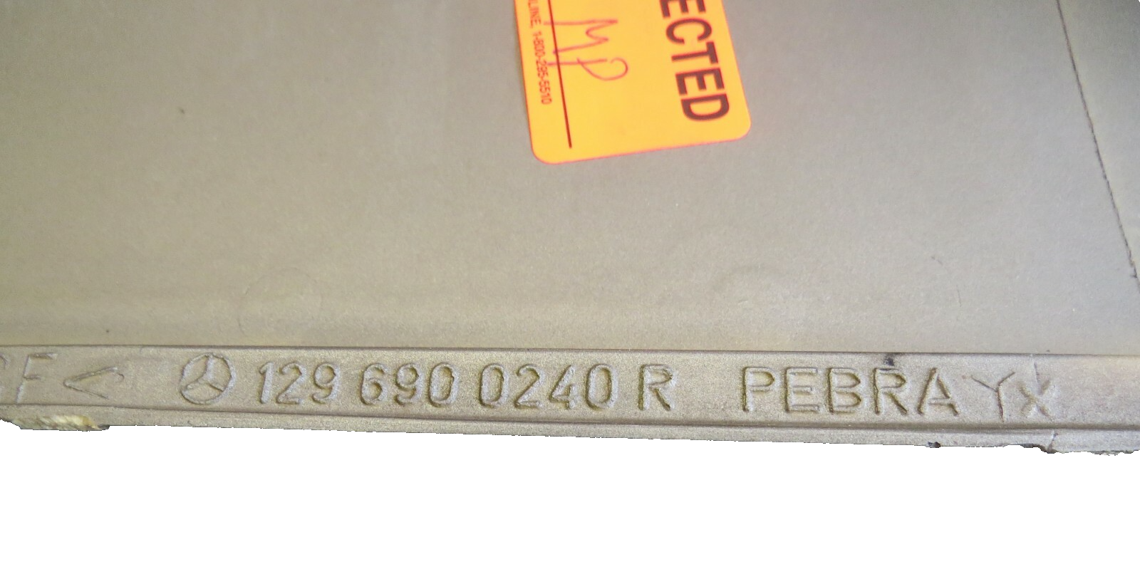 Mercedes 300SL 500SL SL320 SL500 SL600 1990-1995 OEM Fender Lower Trim FR RIGHT - Image 4