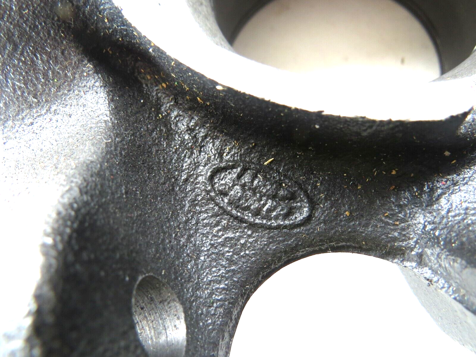 Land Rover Freelander L314 1999-2006 OEM NEW Steering Knuckle Hub Rear Right – Image 8