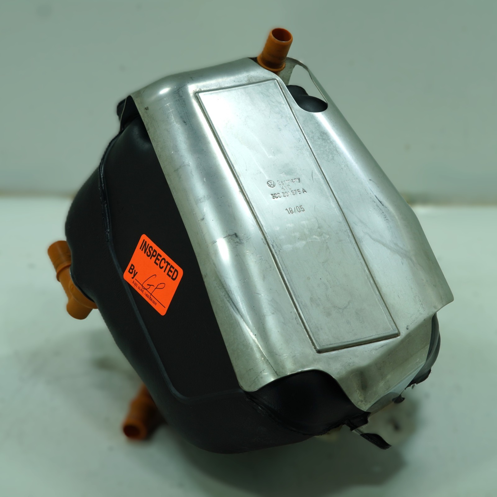 Bentley Continental Flying Spur GT 2003-2012 OEM Fuel Tank Expansion Reservoir – Image 8