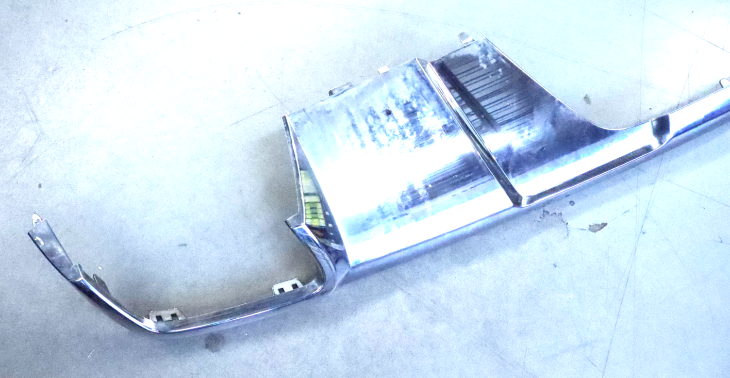 Mercedes GL350 GL450 GL550 GLS350d 2007-2017 OEM Bumper Trim Rear Lower - Image 4